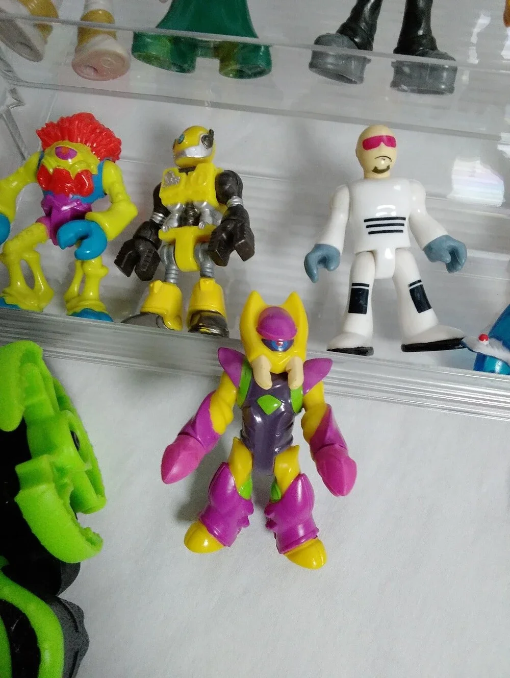 Imaginext Bundle (27) Figures And (12) Accessories